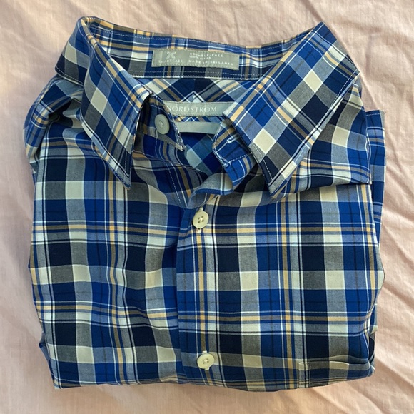 Nordstrom Men’s Regular Fit Button Down Dress Shirt - Picture 2 of 9